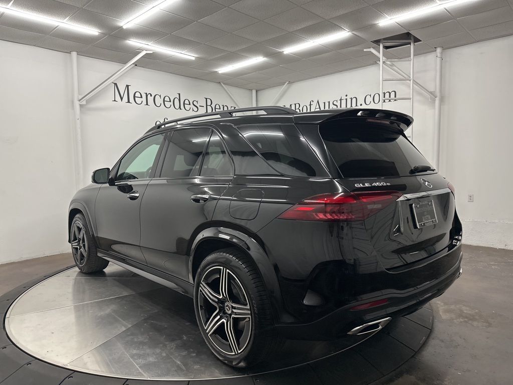 2026 Mercedes Benz GLE 450e 4MATIC photo 3