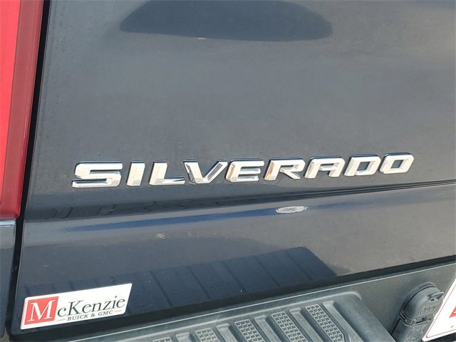 2022 Chevrolet Silverado 1500 Custom photo 25