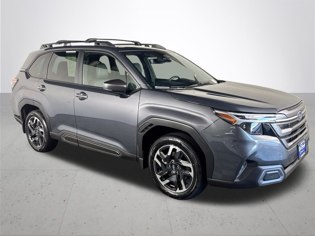 2025 Subaru Forester Limited photo 4