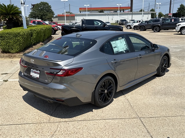 2025 Toyota Camry SE photo 2