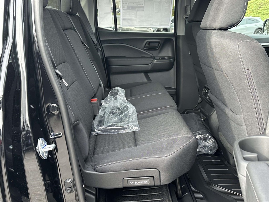 2026 Honda Ridgeline Sport photo 2