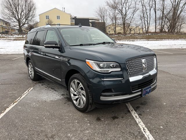2022 Lincoln Navigator Reserve's photo