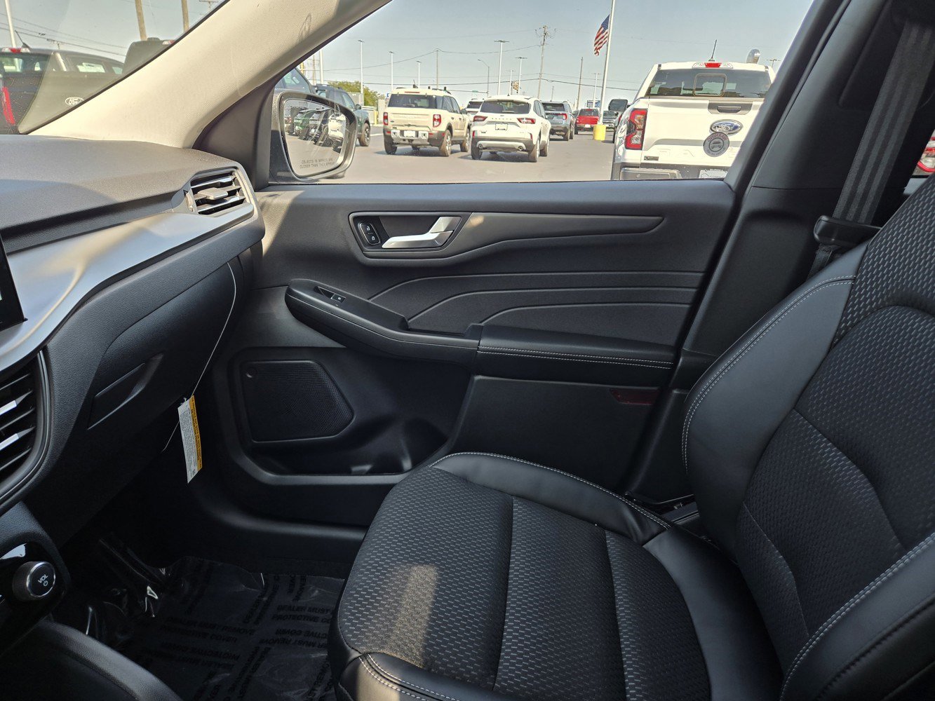 2025 Ford Escape Plug-In Hybrid photo 10
