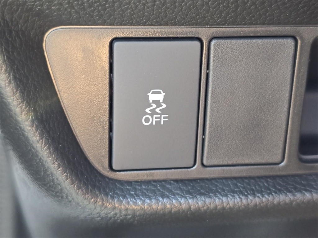2026 Honda HR-V Sport photo 3