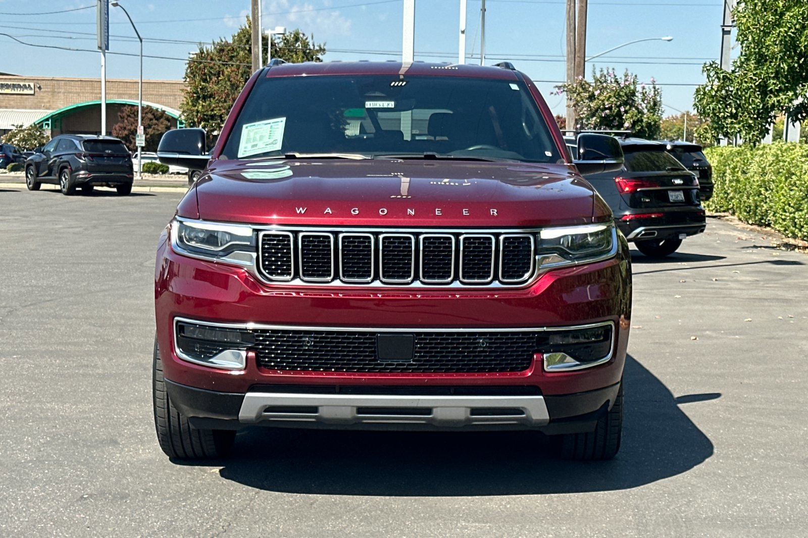2023 Jeep Wagoneer L Series II photo 9