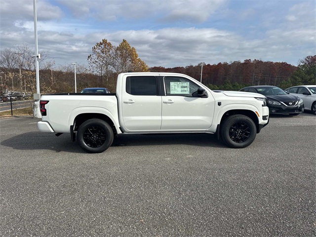 2026 Nissan Frontier Crew Cab SV photo 3