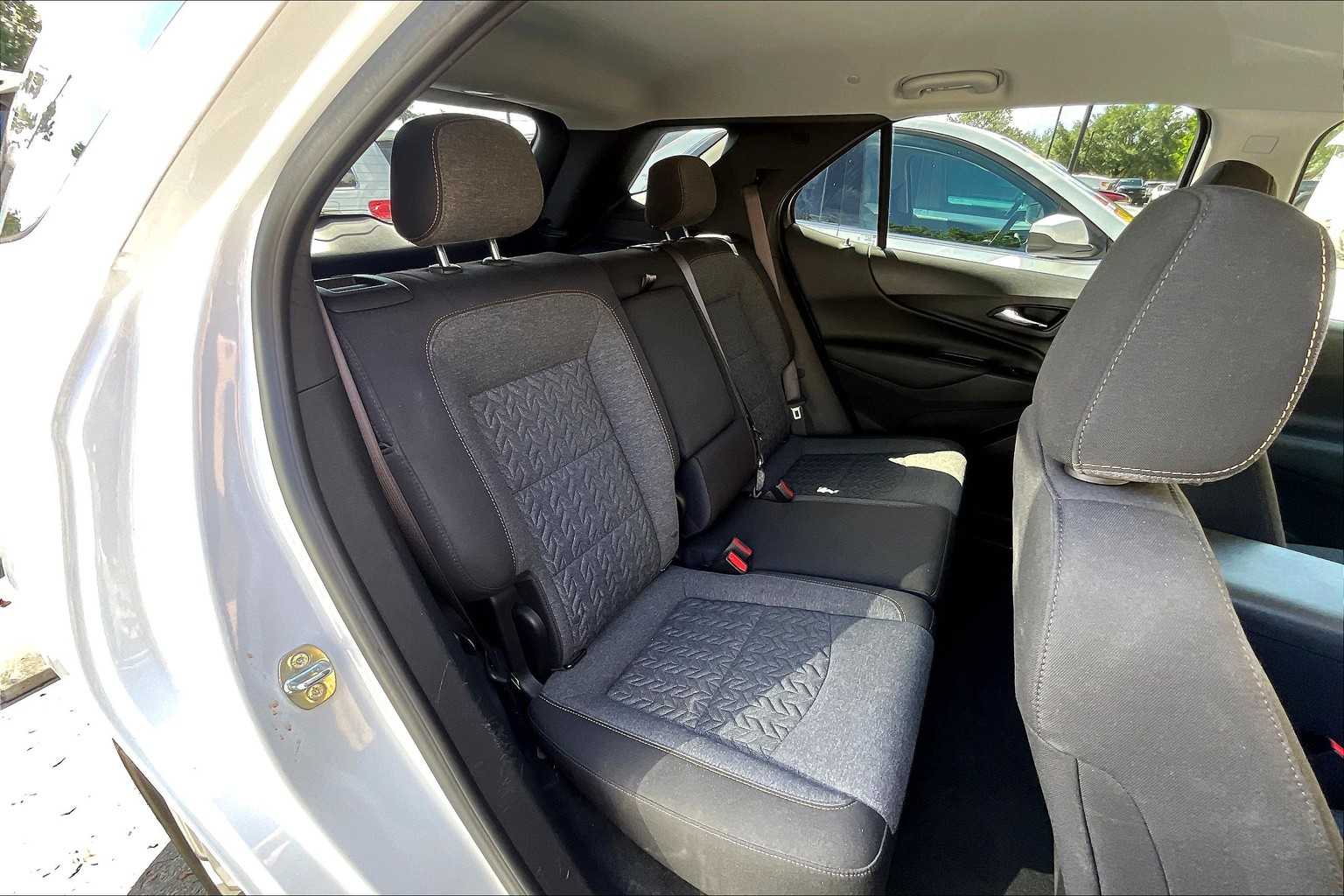 2022 Chevrolet Equinox LT photo 16