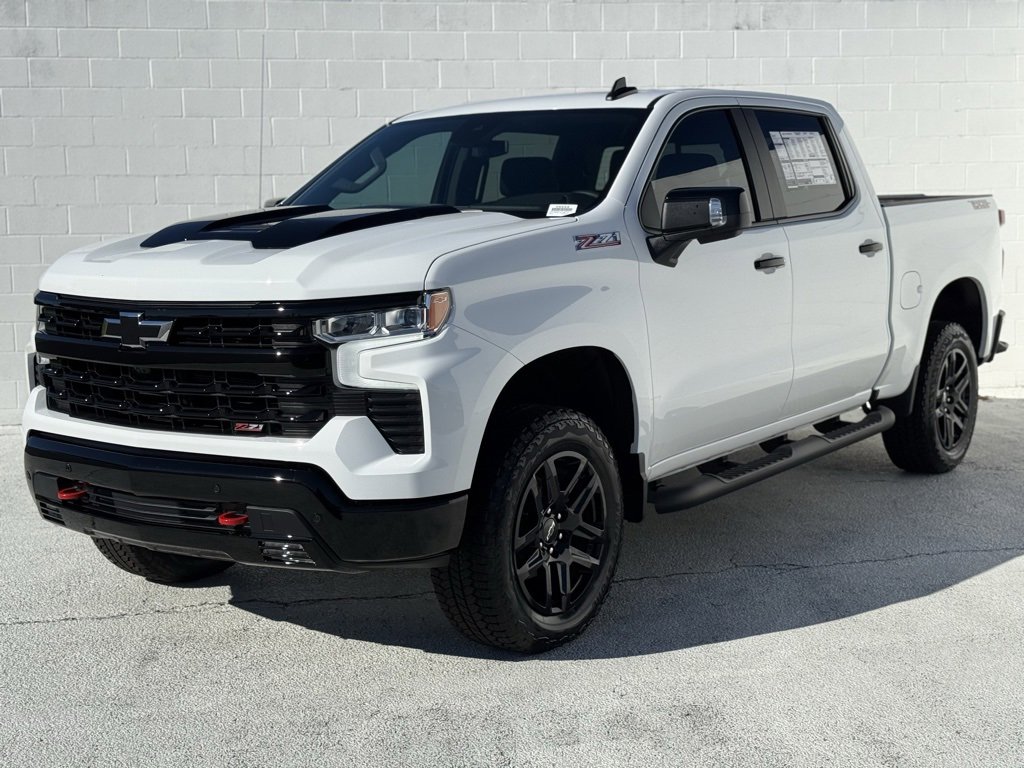 2026 Chevrolet Silverado LT Trail Boss photo 4
