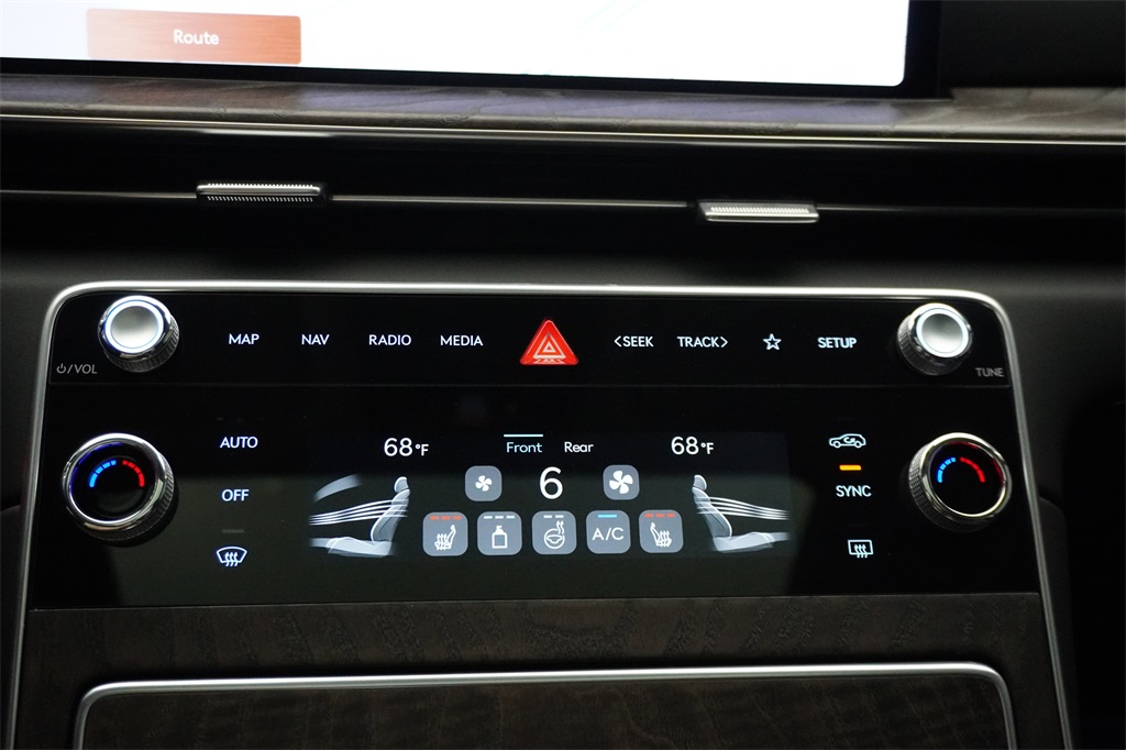 2025 Genesis GV80 2.5T AWD photo 20