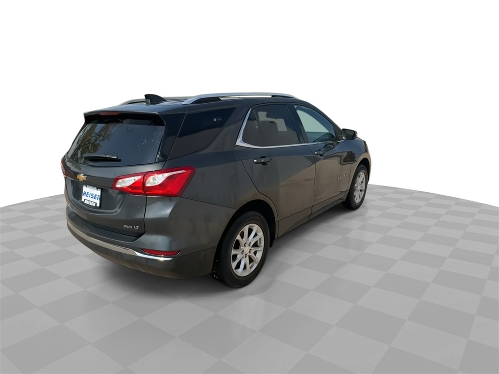 2018 Chevrolet Equinox LT photo 8