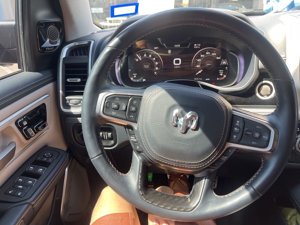 2025 Ram 1500 photo 9