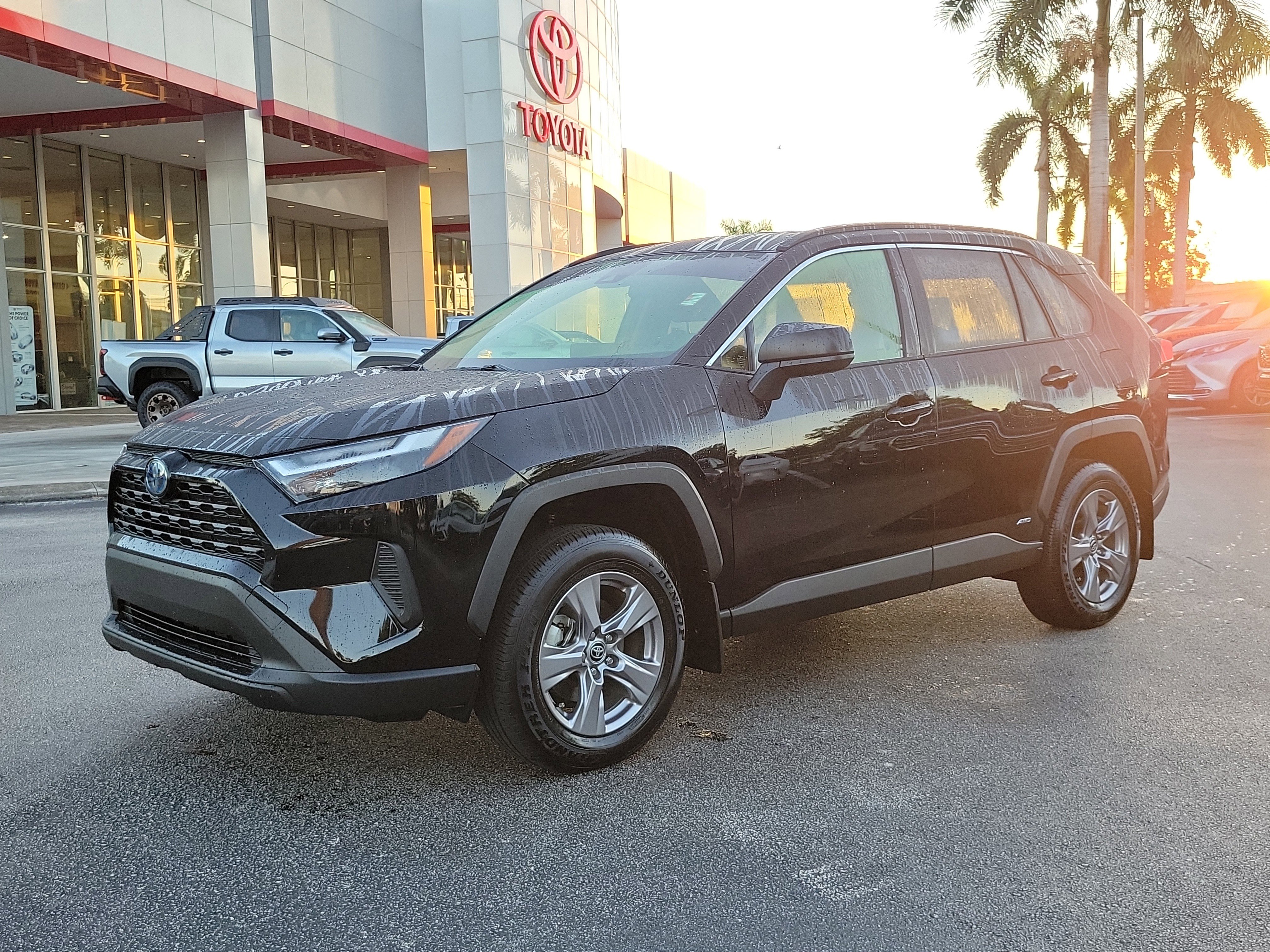 Used 2024 Toyota RAV4 LE with VIN JTMLWRFV5RD238368 for sale in Kansas City