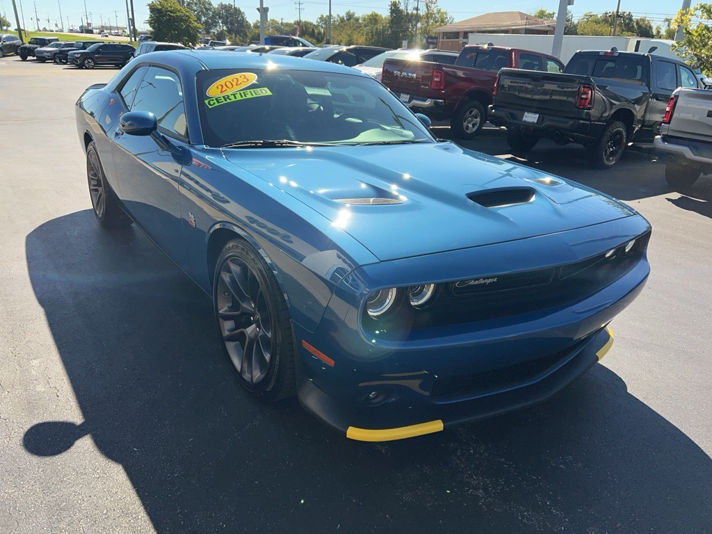 2023 Dodge Challenger R/T Scat Pack photo 3