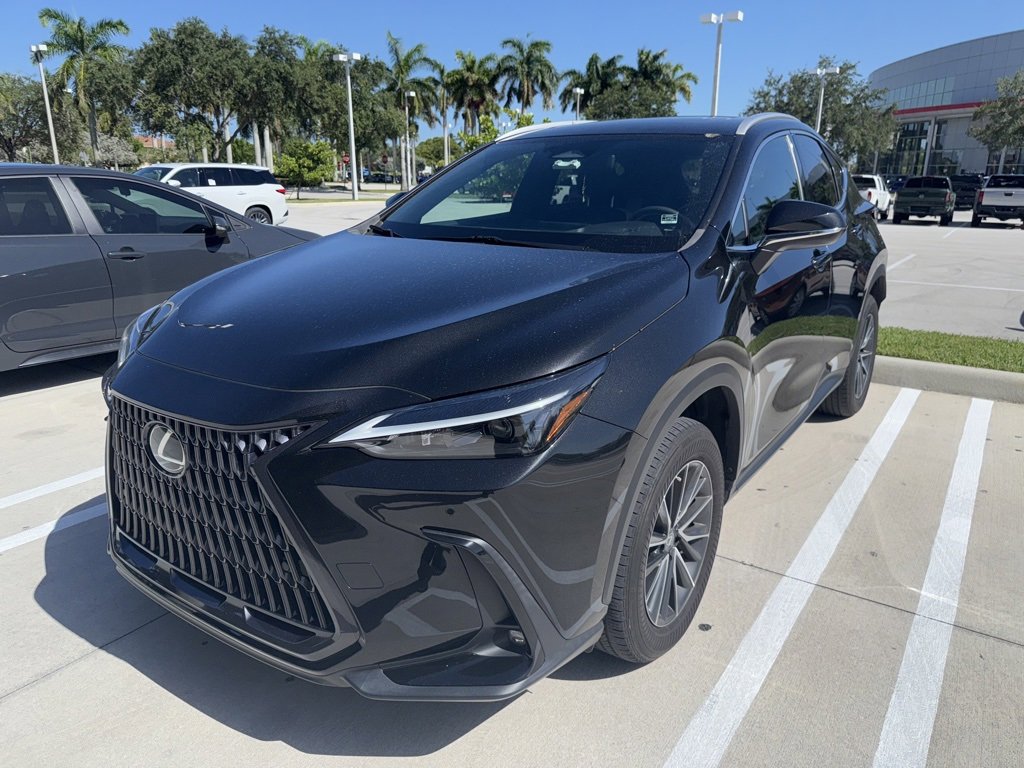 2023 Lexus NX 250 Premium photo 4
