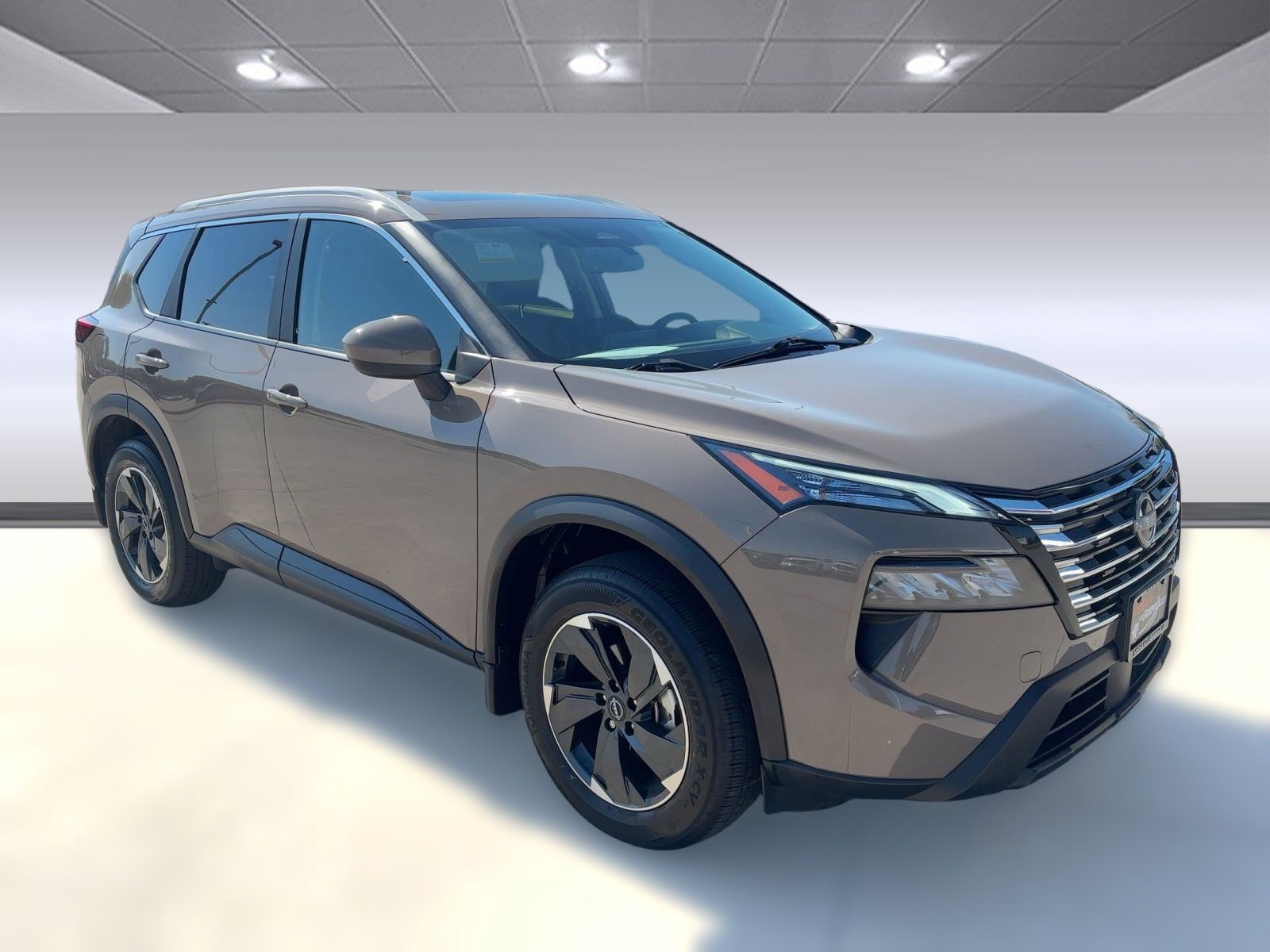 2024 Nissan Rogue SV photo 6
