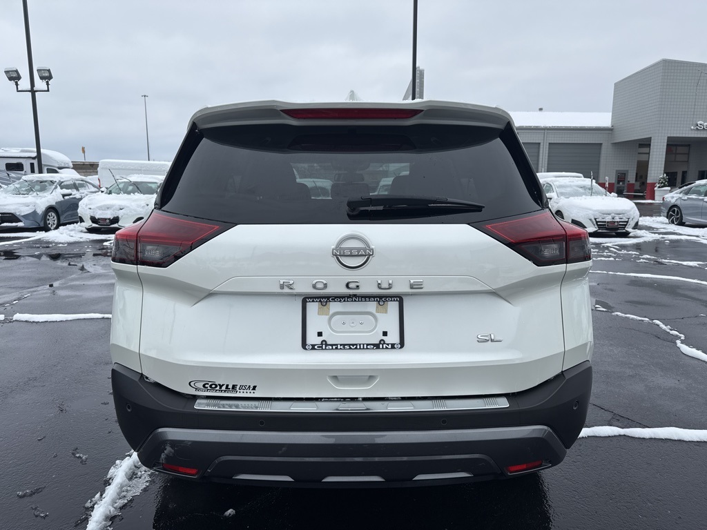 2023 Nissan Rogue SL photo 4