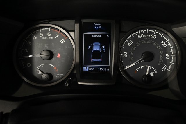 2017 Toyota Tacoma TRD Off-Road photo 22