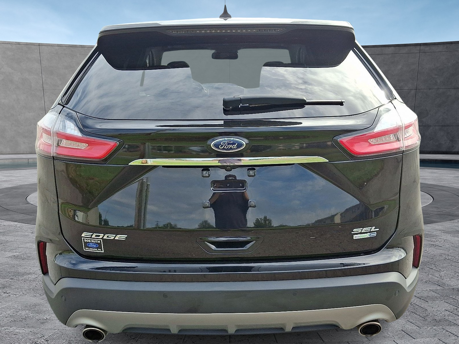 2020 Ford Edge SEL Sport photo 9
