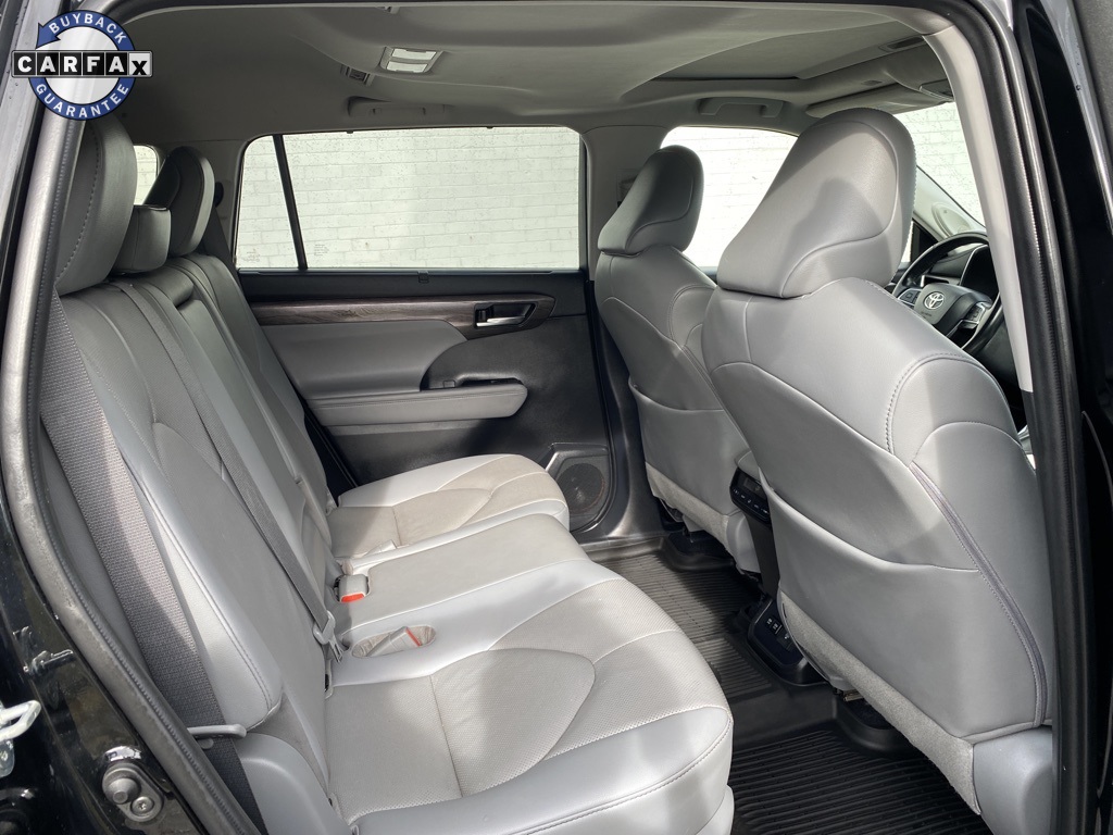 2021 Toyota Highlander Limited photo 10