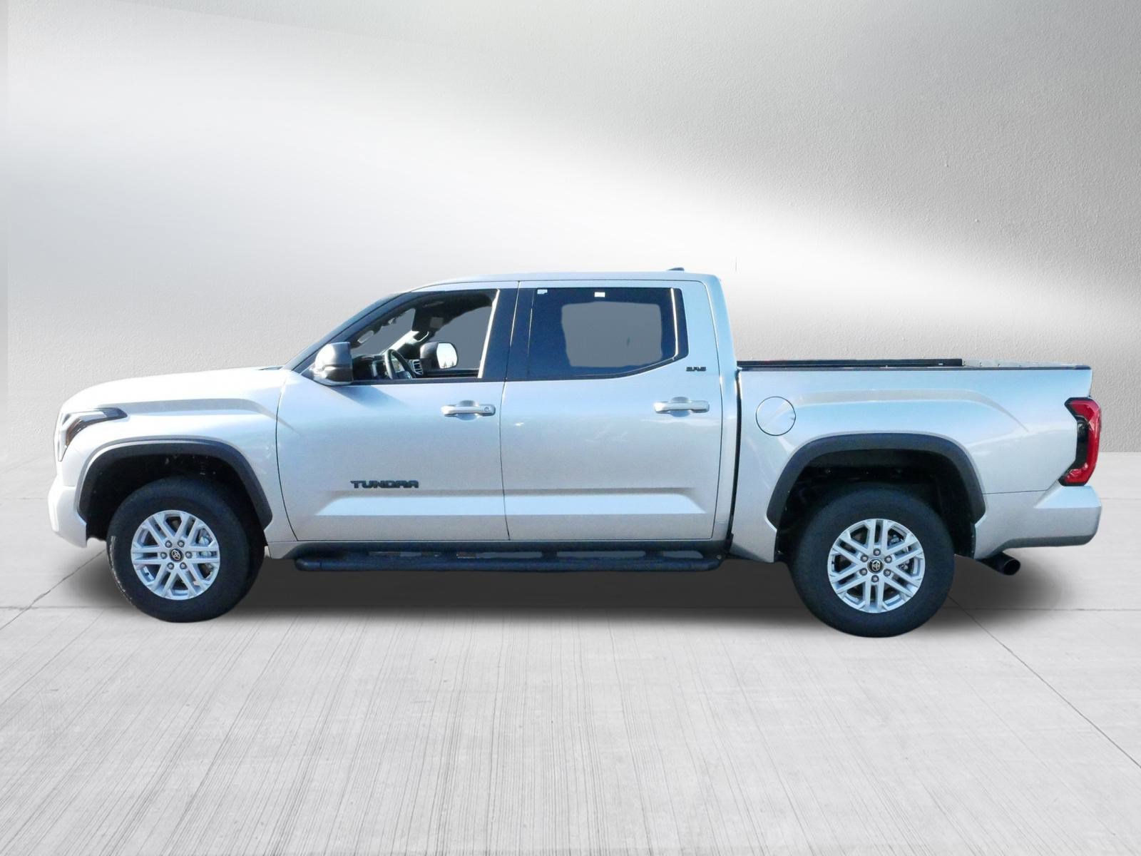 2025 Toyota Tundra SR5 photo 4
