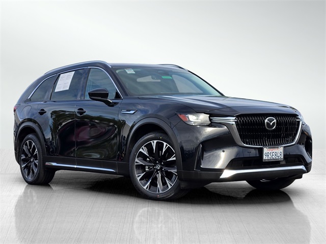2024 Mazda CX-90 Premium Package's photo