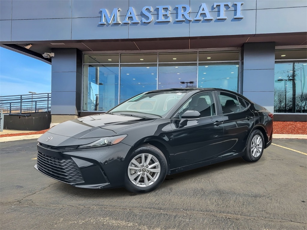 2025 Toyota Camry XLE
