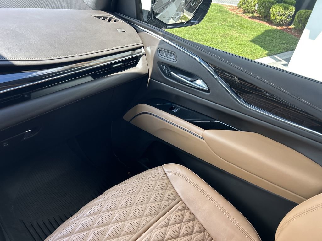 2023 Cadillac Escalade Sport photo 15