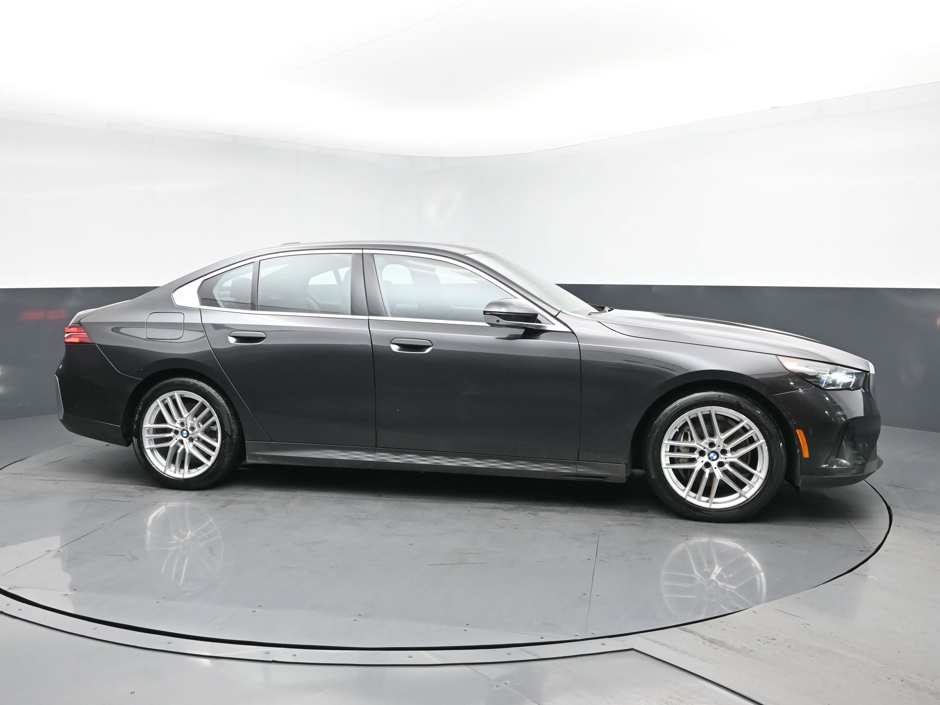 2025 Bmw 540i xDrive photo 4