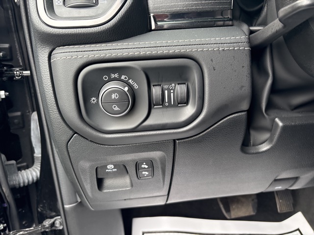 2024 Ram 1500 Limited photo 16