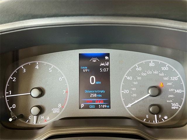 2024 Toyota Corolla LE photo 6