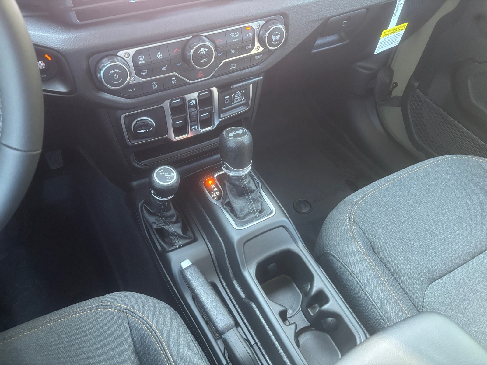 2025 Jeep Wrangler Sport S photo 25