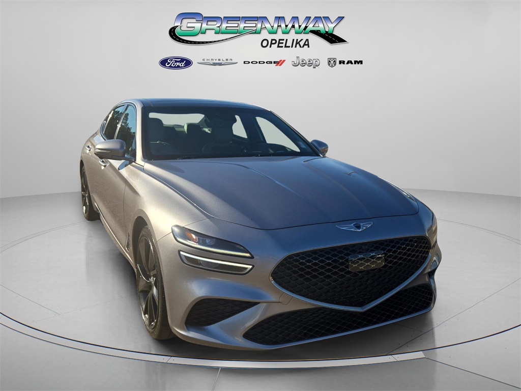 2022 GENESIS G70 Standard's photo
