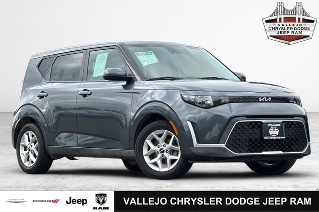 2023 Kia Soul LX