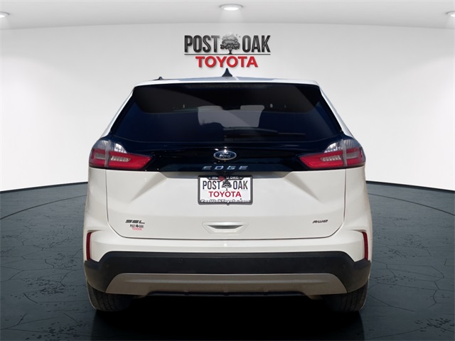 2021 Ford Edge SEL photo 6