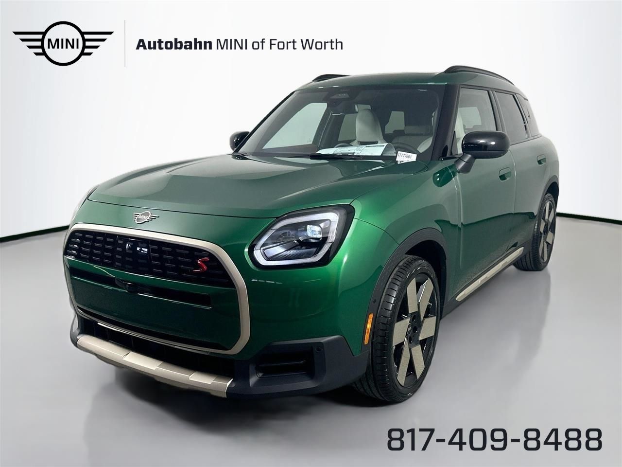 2025 MINI Countryman S's photo