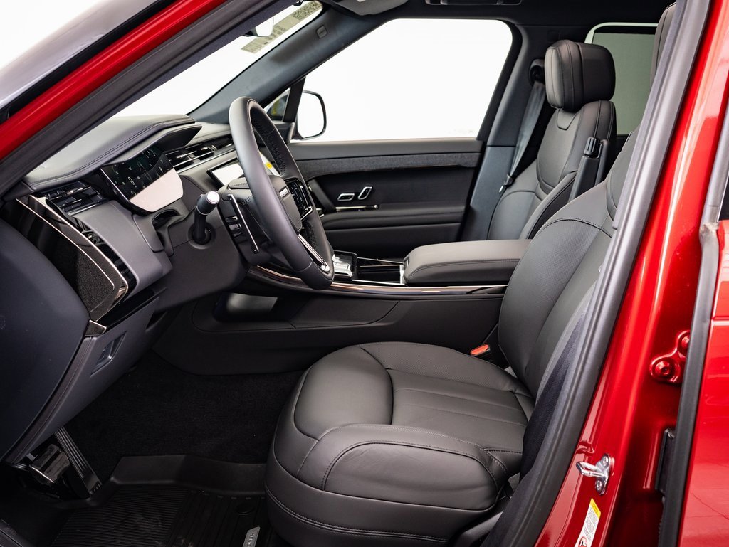 2025 Land Rover Range Rover Sport SE photo 17