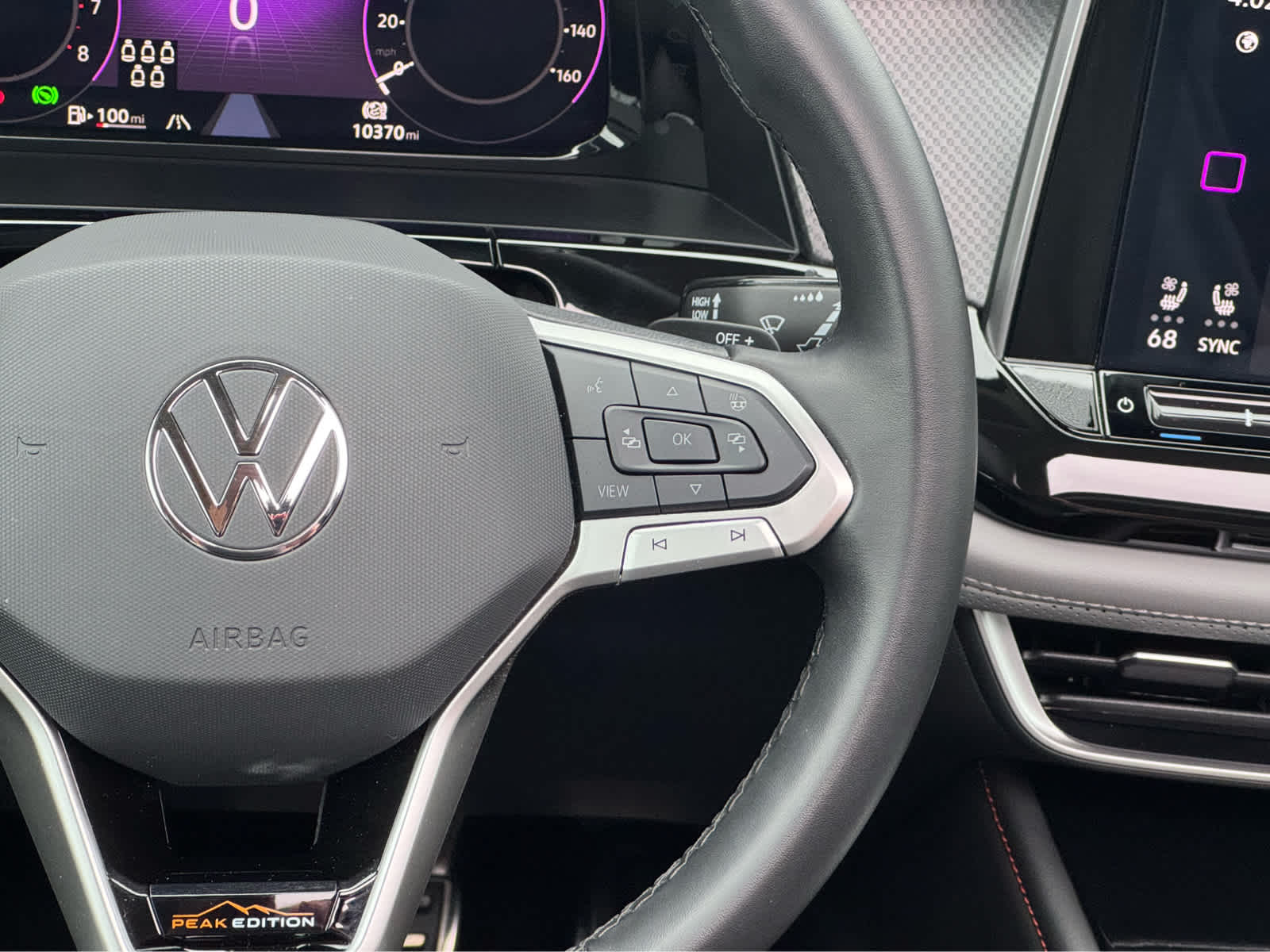 2025 Volkswagen Atlas Peak Edition SE photo 42