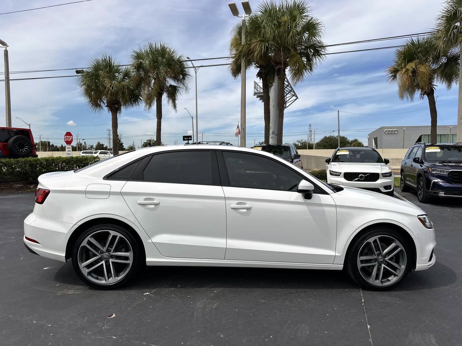 2020 Audi A3 Premium photo 3