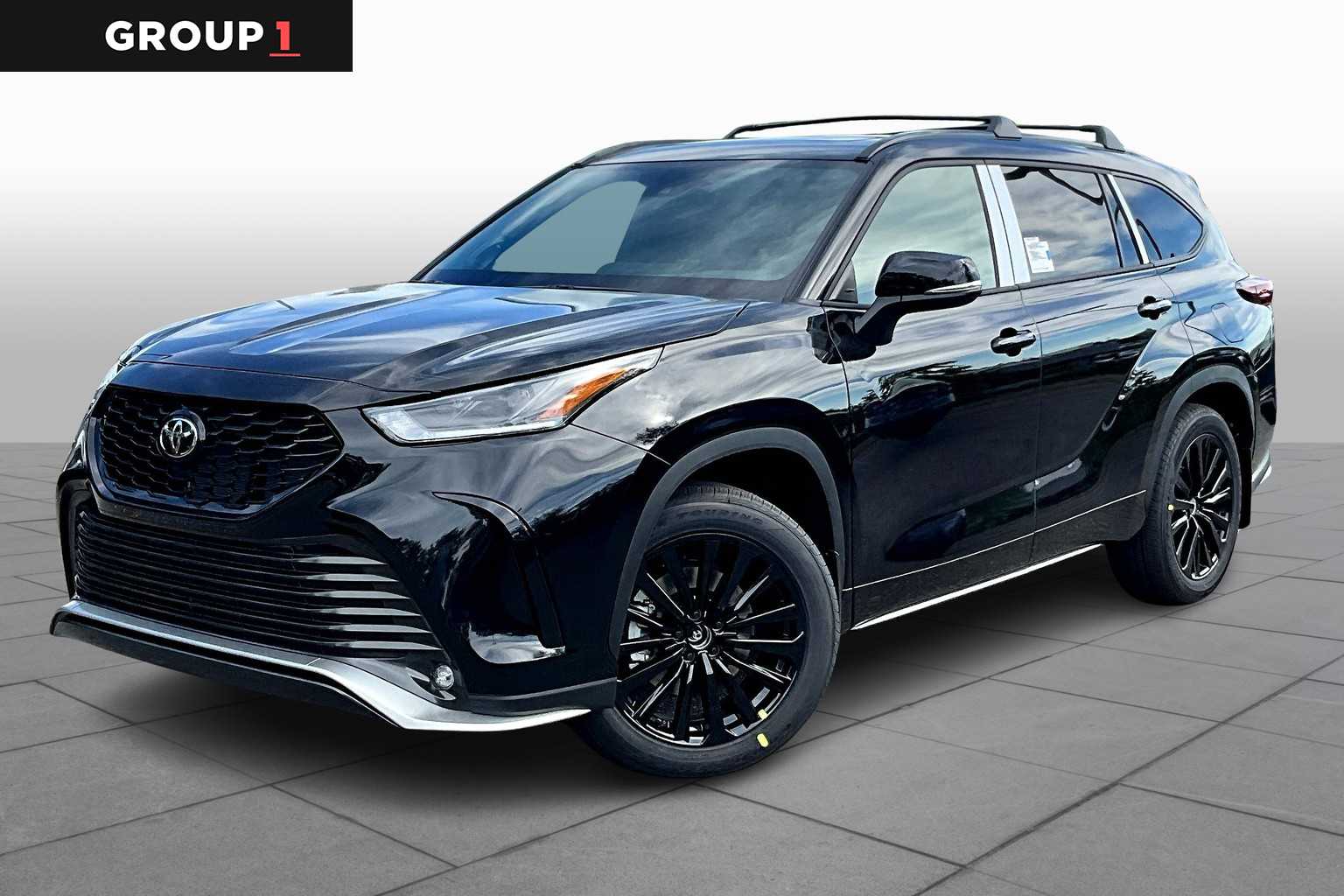 2025 Toyota Highlander XLE photo 3