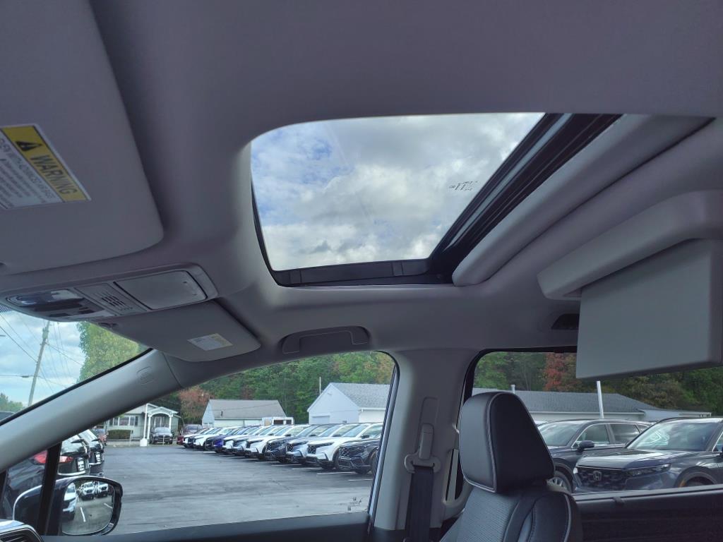 2025 Honda Odyssey Elite photo 12