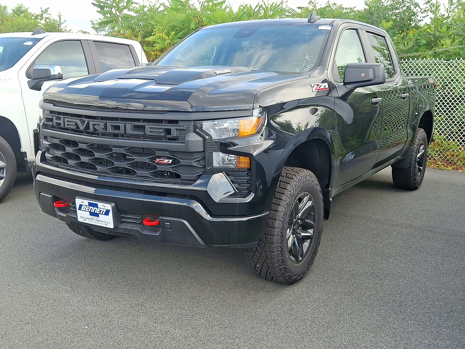 2025 Chevrolet Silverado 1500 Custom Trail Boss photo 3