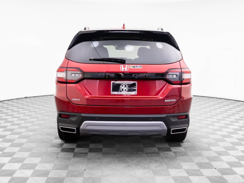 2025 Honda Pilot Touring photo 4