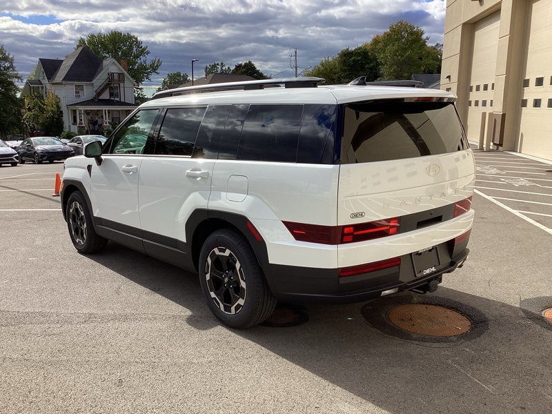 2026 Hyundai Santa Fe SEL photo 3