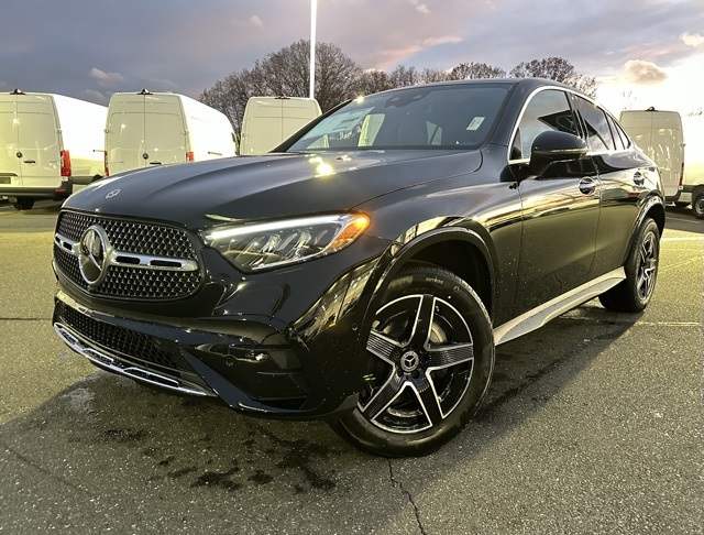 2026 Mercedes Benz GLC 300 4MATIC Coupe photo 3