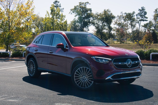 2026 Mercedes-Benz GLC Base's photo