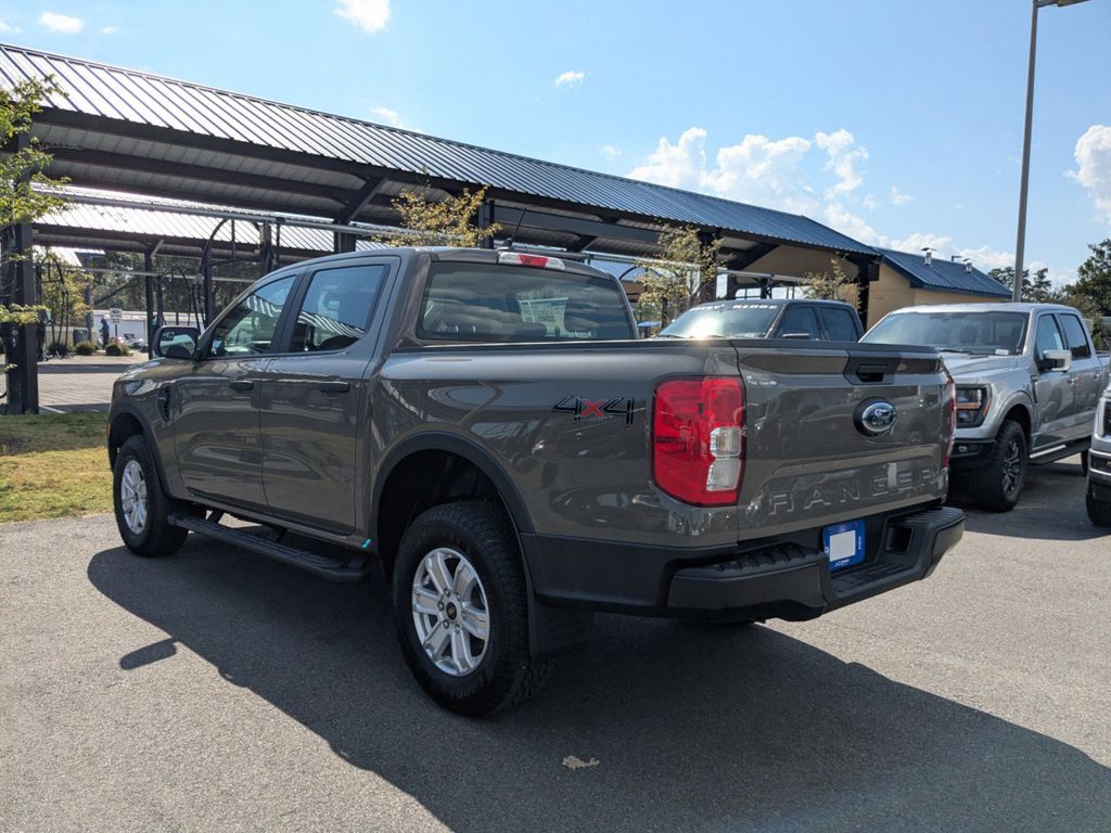 2025 Ford Ranger XL photo 2