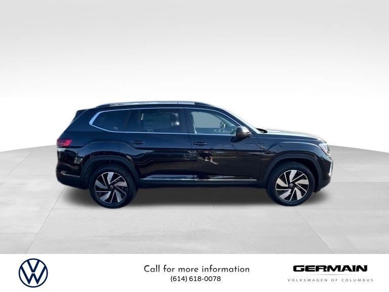 2025 Volkswagen Atlas SEL photo 2