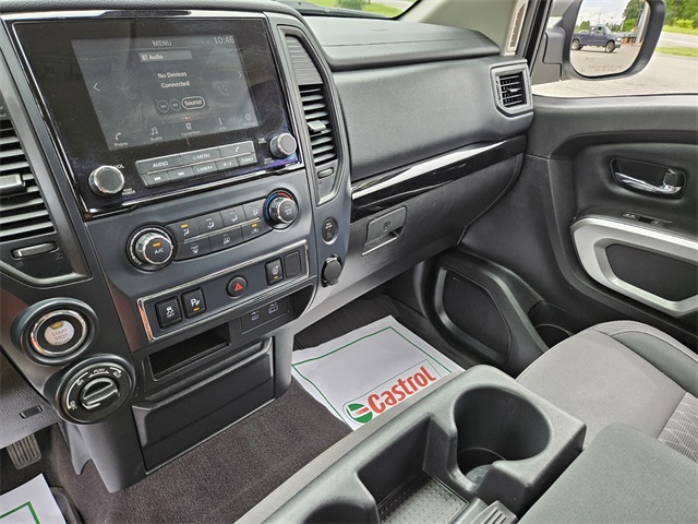 2023 Nissan Titan SV photo 17