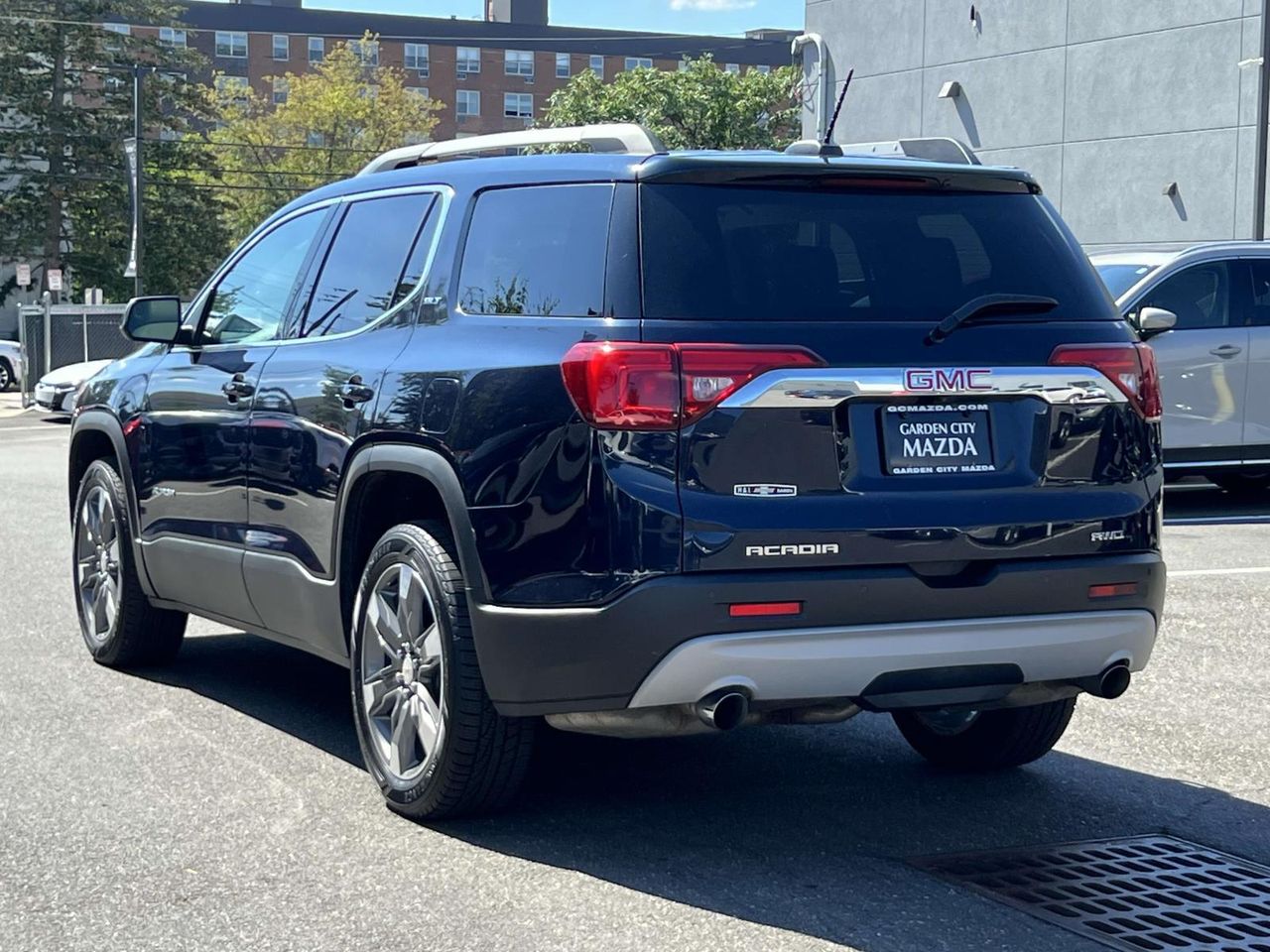 2017 Gmc Acadia SLT photo 4