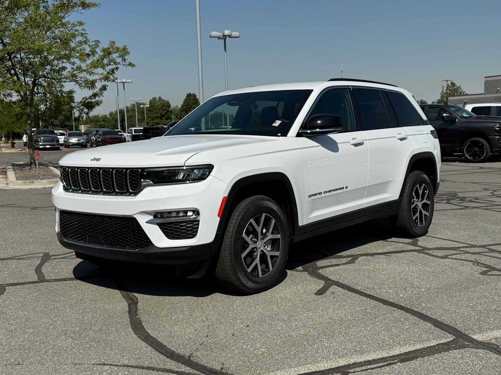 2025 Jeep Grand Cherokee Limited's photo